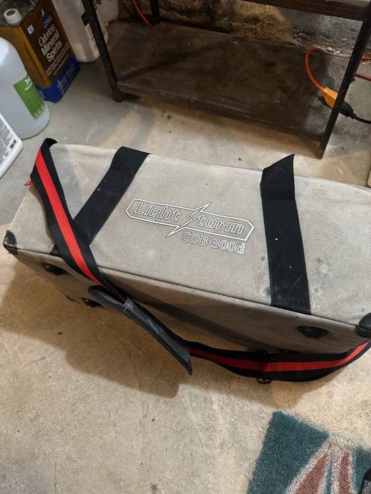 Aputure 300d Light Storm COB