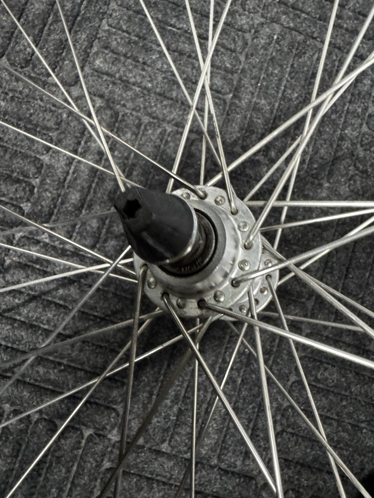 Matrix Titan S 700C Bicycle Wheel Made in USA 36 Spokes