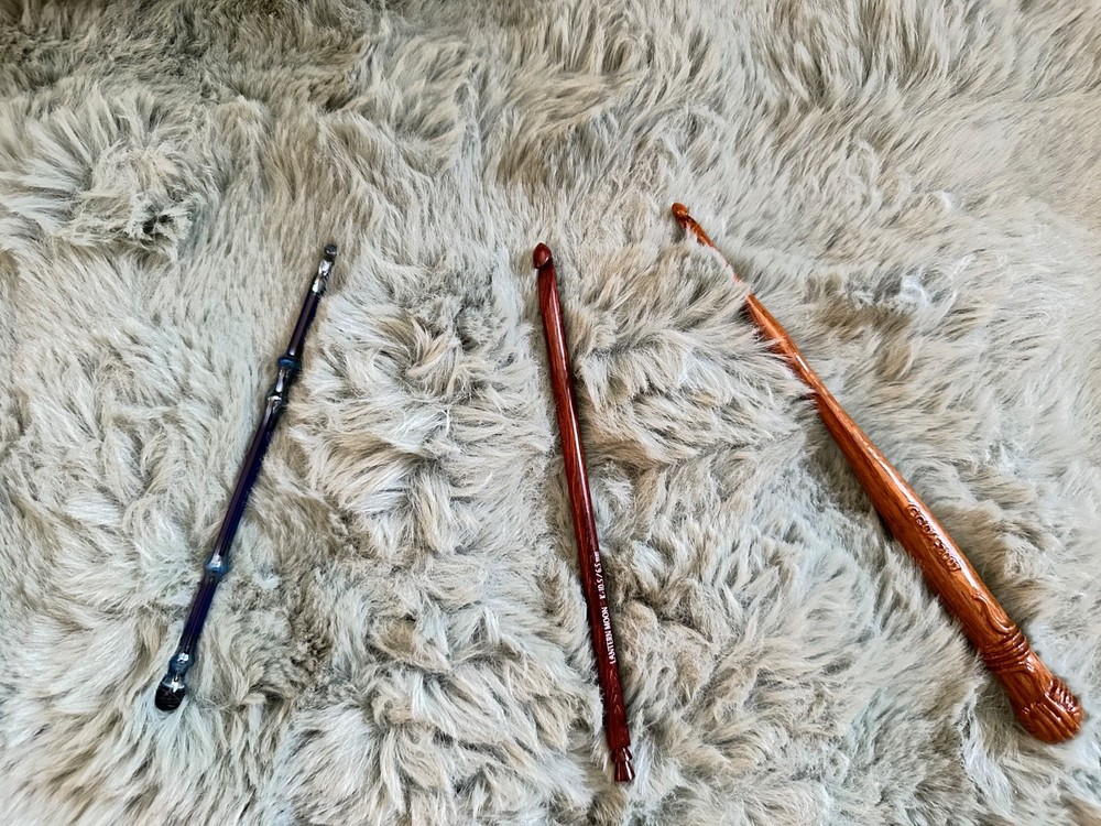 Extensive Crochet Hook Collection in cute Chica Case