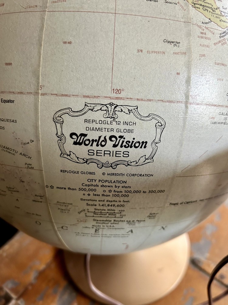 Vintage World Vision Series Globe Works Light