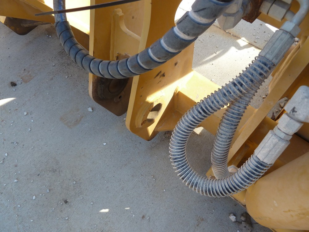 Wicker Pipe Grapple, WPDC 950M,  92 inches wide, fits Cat 950M