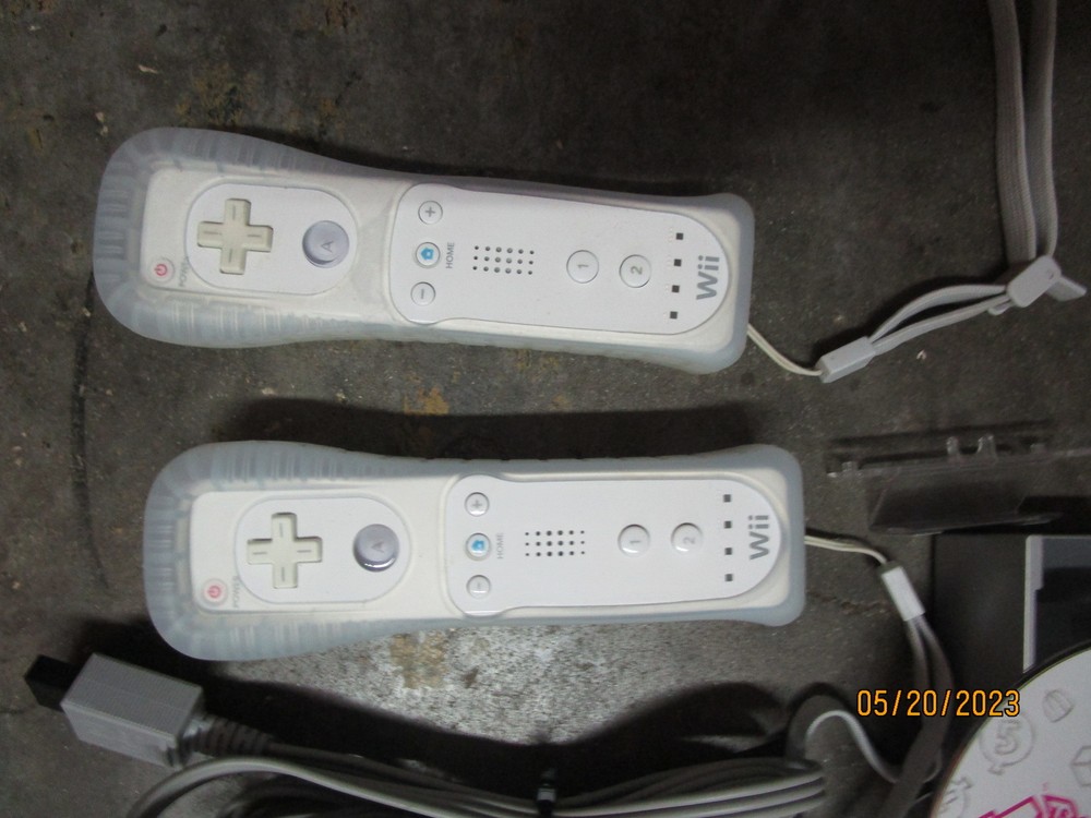 Wii Console RVL-001 Bundle