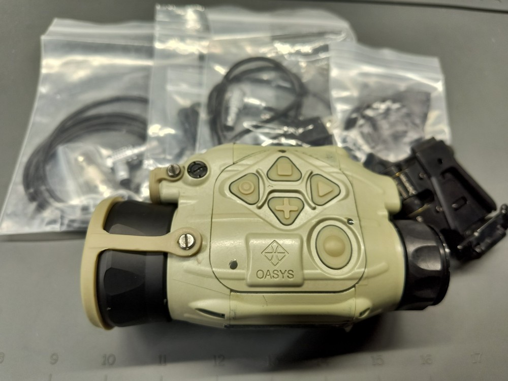 BAE UTM Universal Thermal Monocular, Bag, Cables & Wilcox FTS Mount