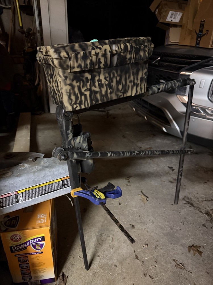 Duck Decoy Jerk Puller