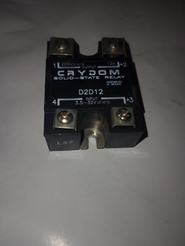 NEW GENUINE CRYDOM D2D12 SOLID STATE RELAY