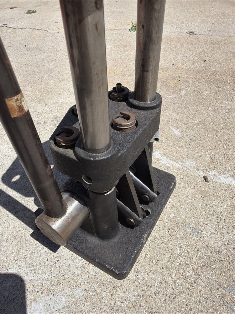 CH RELOADING PRESS - MODEL NO 444 C&H