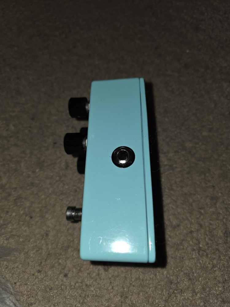 Walrus Audio Deep Six V1 Compressor Sustainer Compression Guitar Effect Pedal