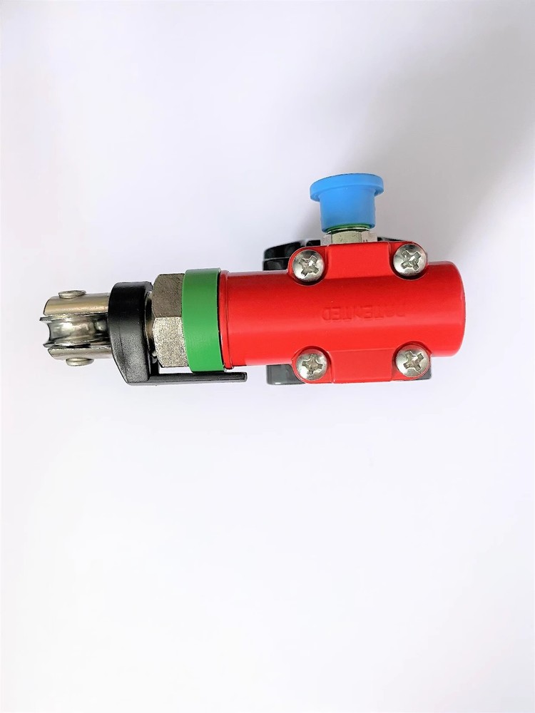 1pcs Pizzato FD 2184 pull rope switch travel switch