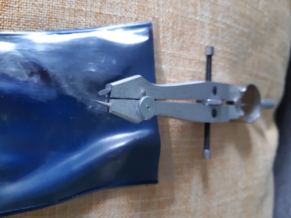 Vintage Hellerman 014 Compass