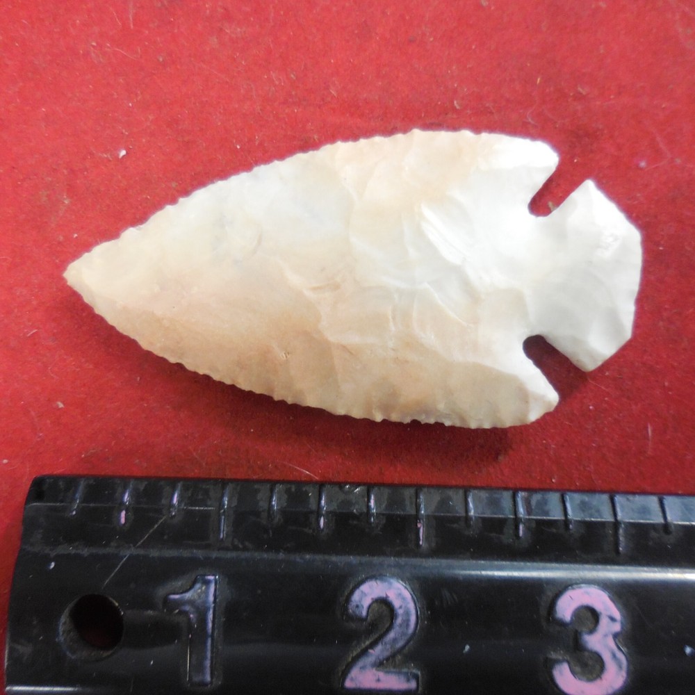 DOVETAIL POINT --CLASSIC FORM AND FLAKING