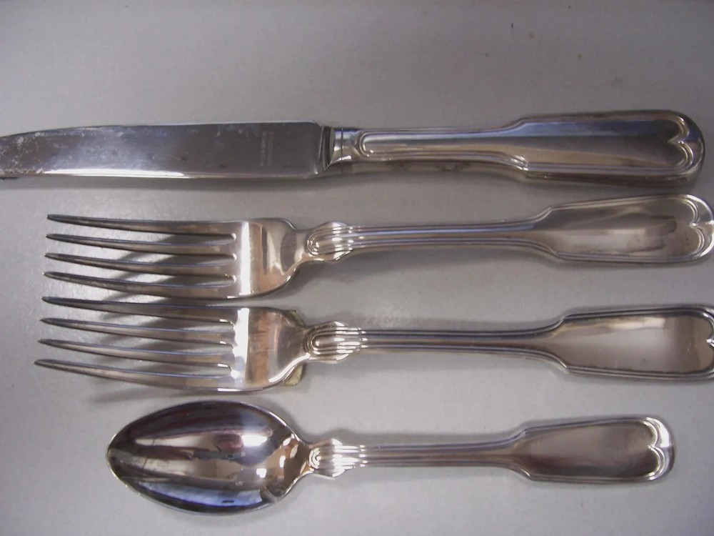 Fiddle (Silverplate) by REED & BARTON 2 Fork s, Knife and Teaspoon