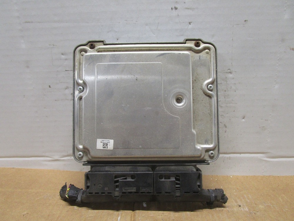 10 2010 Volkswagen CC Engine Control Module Computer ECM ECU Unit 06J906026DA