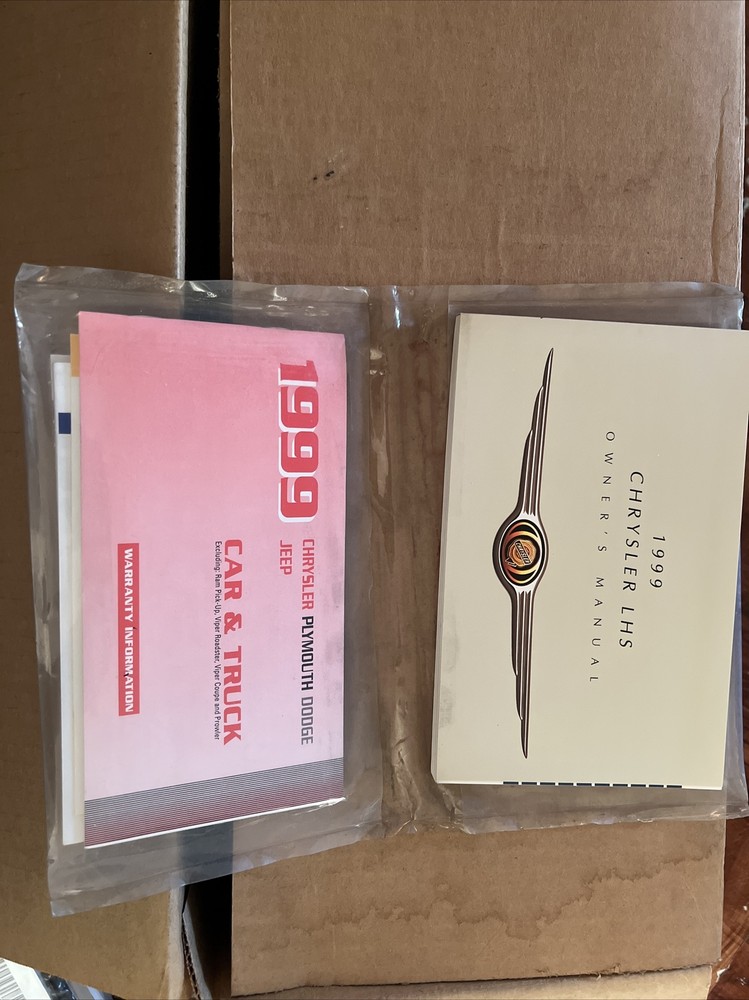 1999 Chrysler LHS Owner’s Manual. Excellent Condition