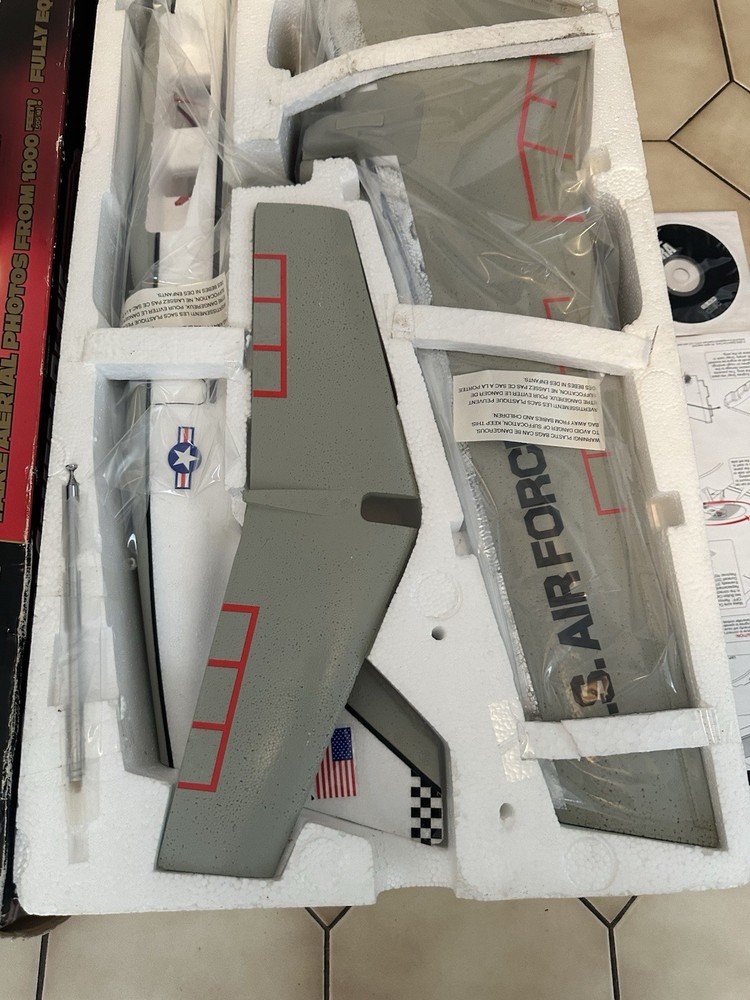 ESTES XB-39 EAGLEYE R/C REMOTE CONTROL AIRPLANE CAMERA PLANE