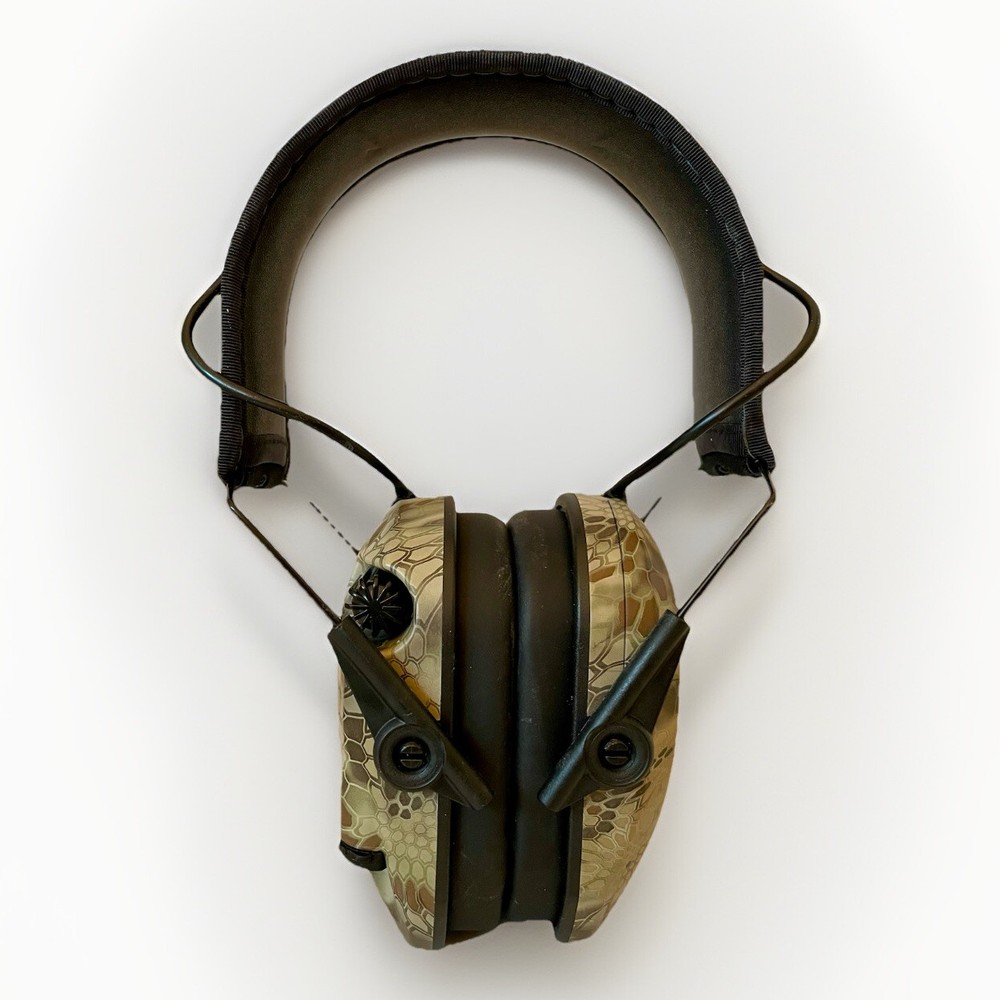 WALKERS RAZOR Camo Electronic Earmuff Hearing Protection Adjustable Comfortable