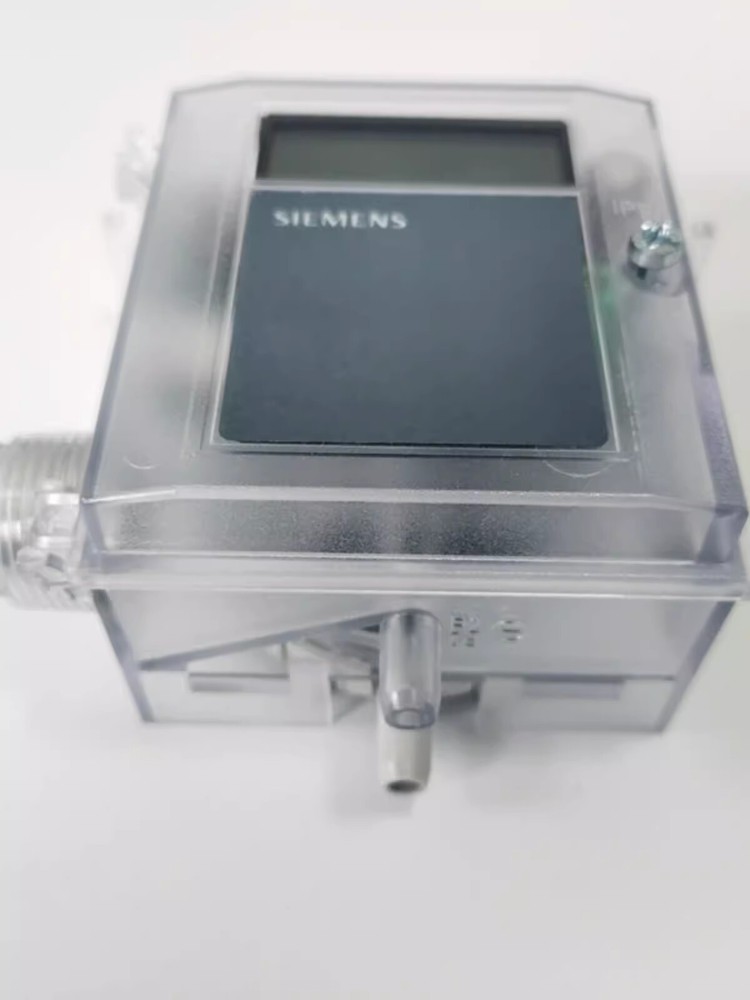 1pcs New SIEMENS Pressure Difference Sensor QBM3020-3D