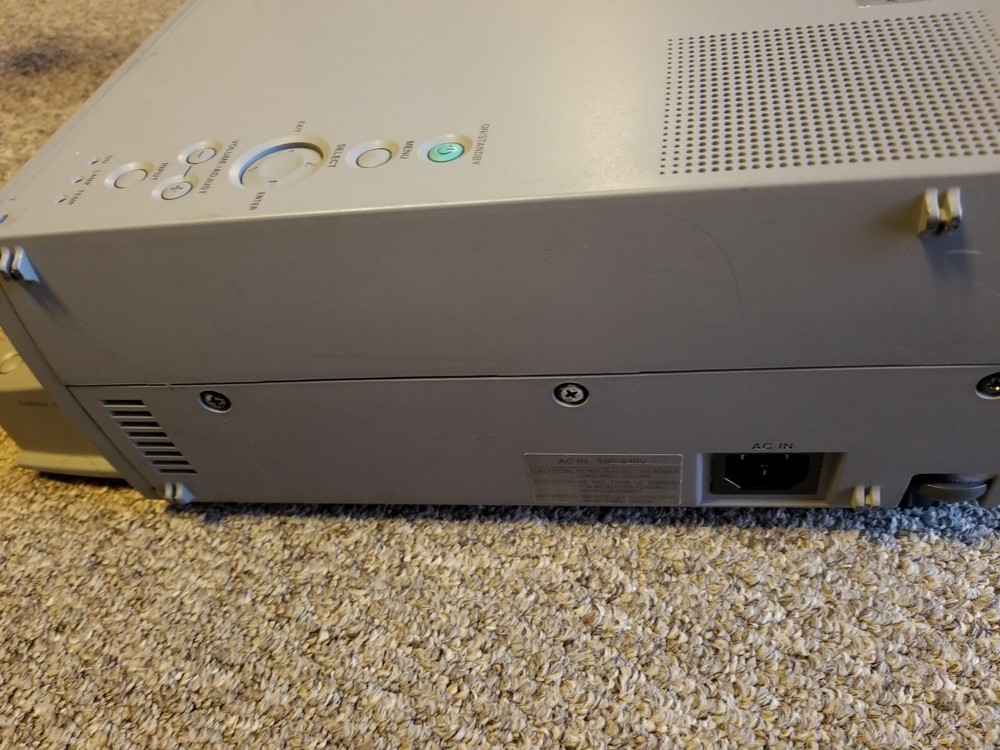 Toshiba G7 LCD Data Projector