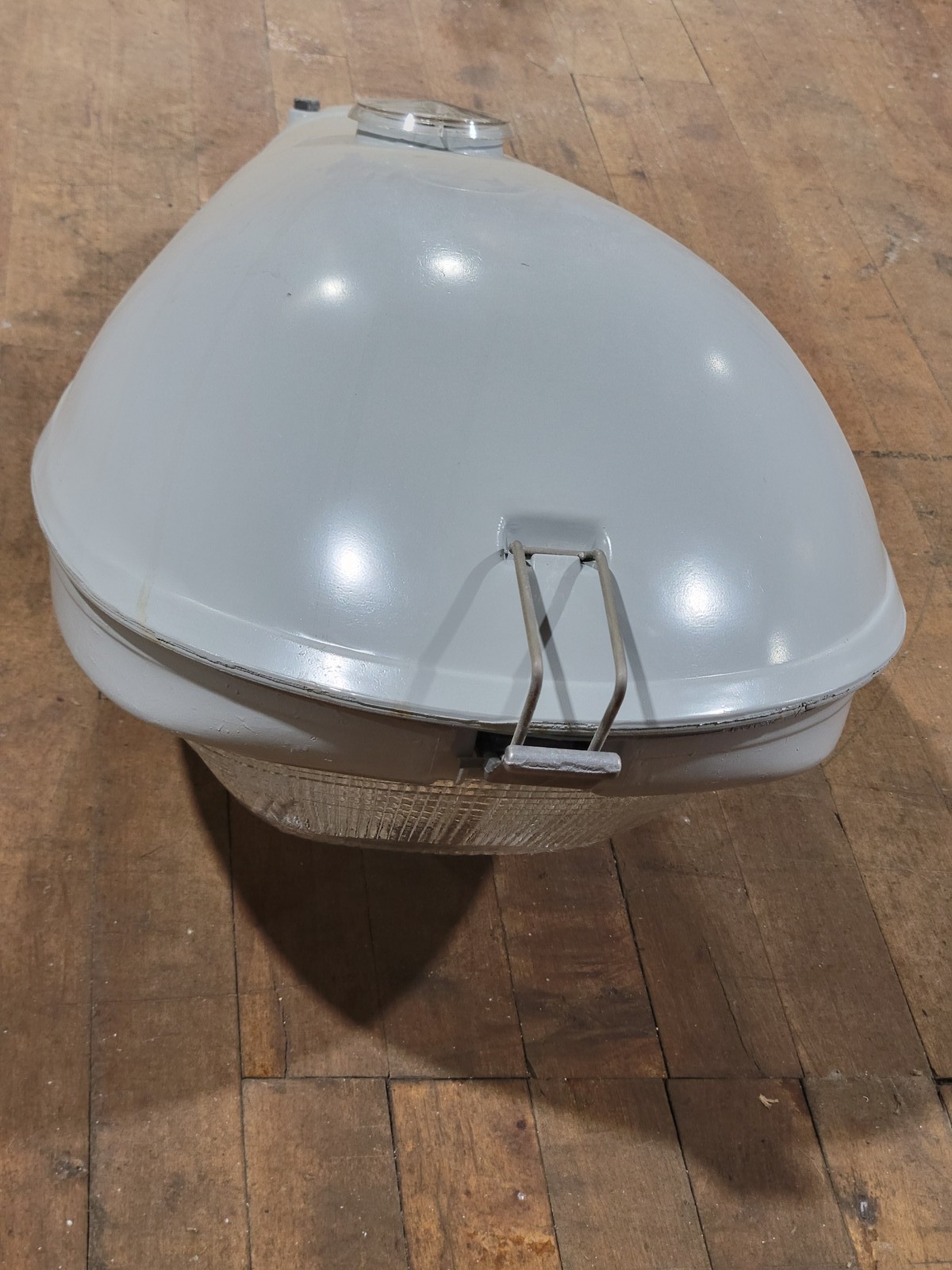 GE General Electric C760N554 Lucalox Lamp Light Industrial 150W 480V M-250R