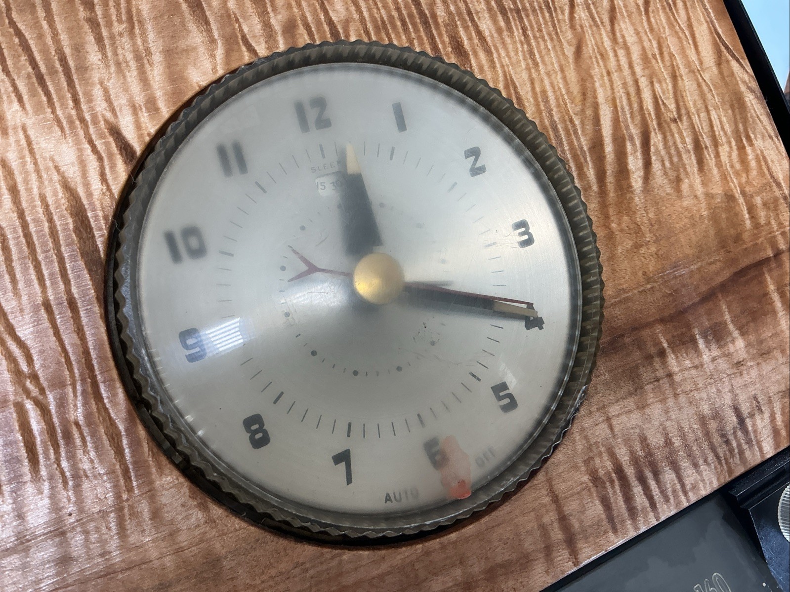 Vintage RCA Victor 5C581 "Debonair" Clock Radio (1954) Antique Works!