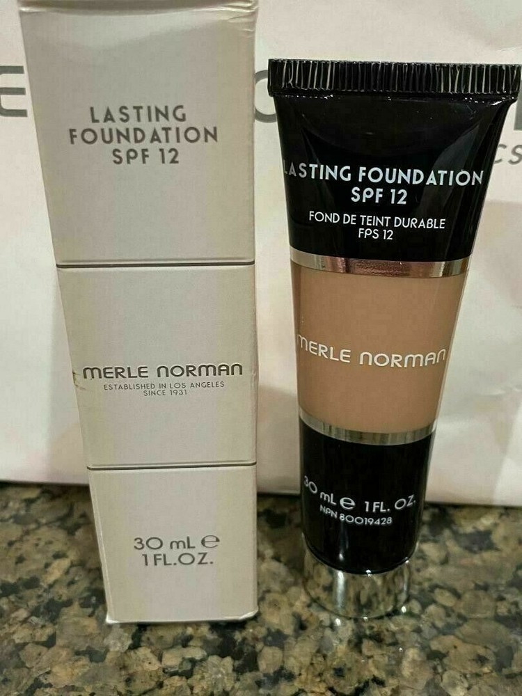 Merle Norman Lasting Foundation....ALABASTER BEIGE...NEW