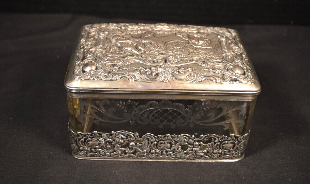 Silver Top Engraved Glass Box
