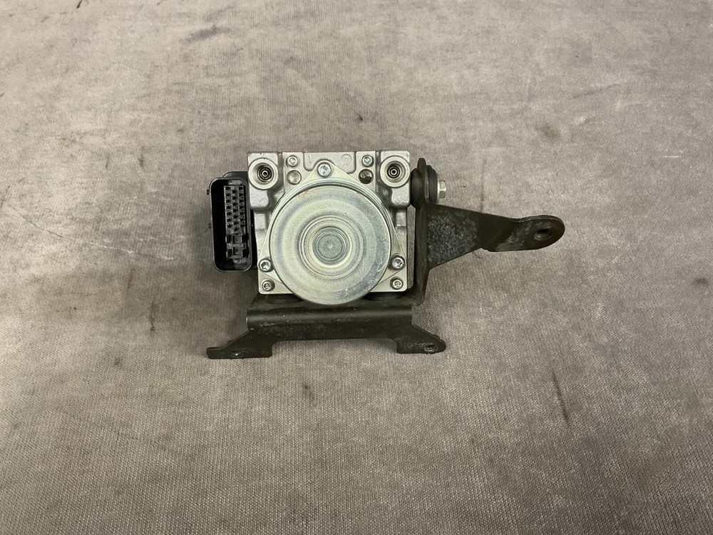 VICTORY HARDBALL ABS BRAKE MODULE