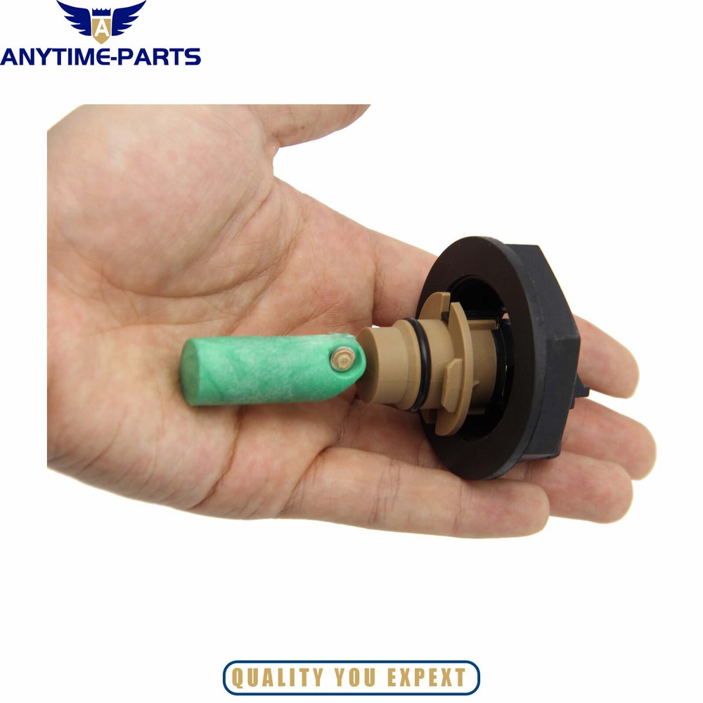 STOCK For Freightliner Columbia Cascadia Engine Coolant Level Sensor