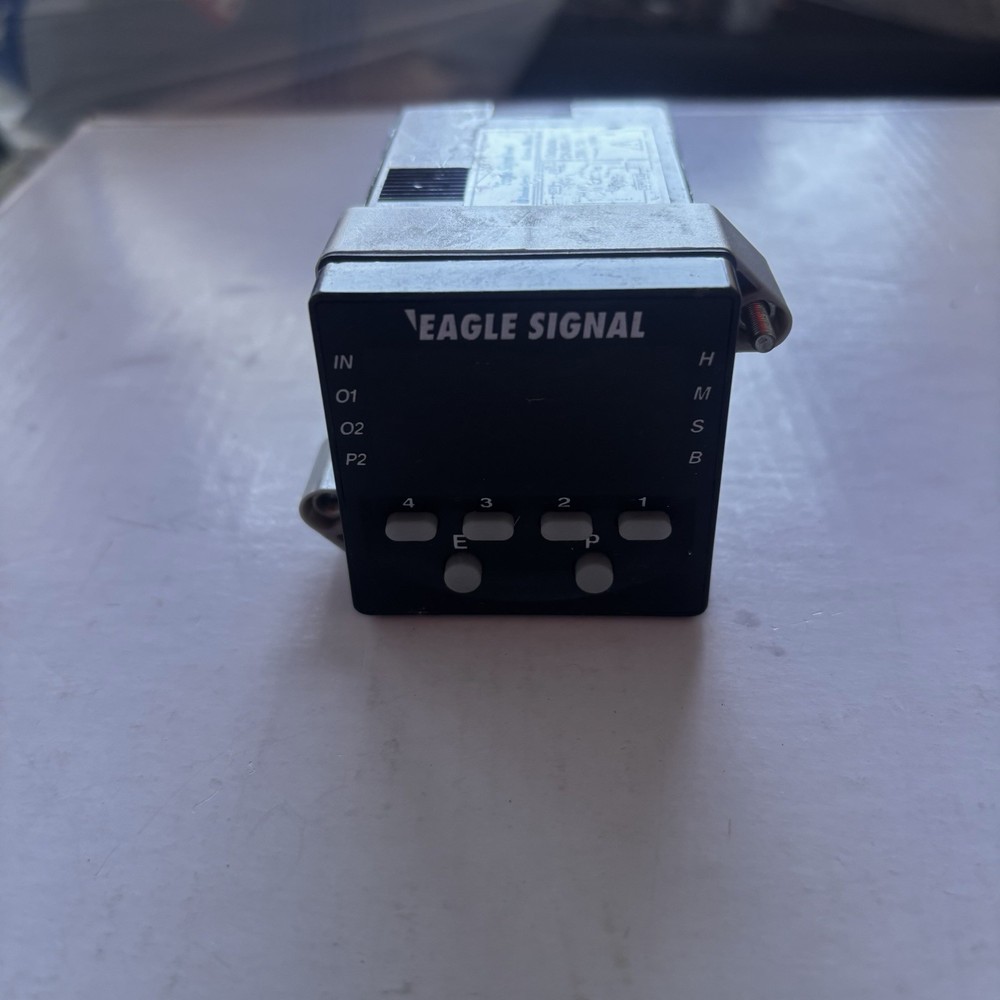 Eagle Signal B506-7001 LED Repeat Cycle Programmable Timer