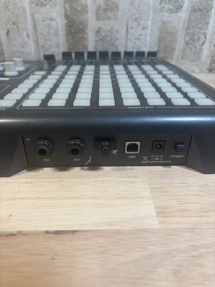 ⭐️Akai Professional Ableton Live Controller APC40⭐️Good Cond.⭐️Untested⭐️