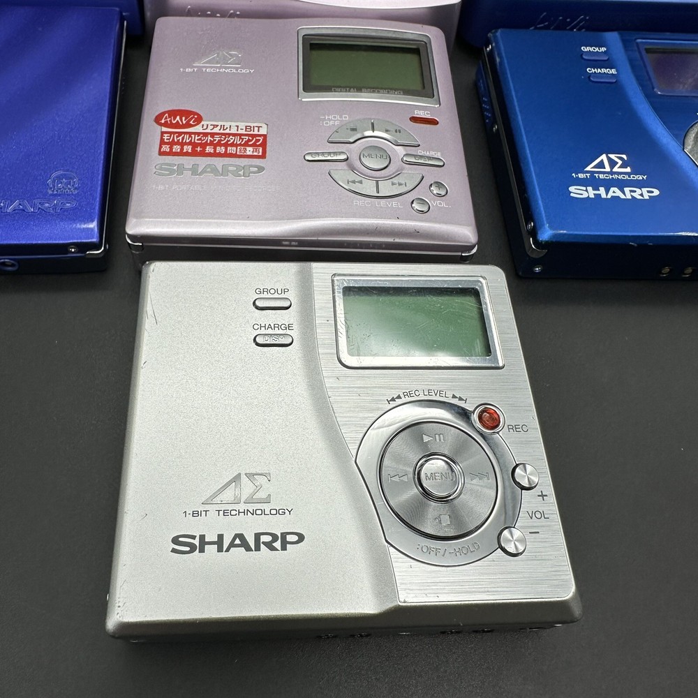 SHARP Portable MD Recorder MD-DS77 MD-DR7 Player MD-DS77 Please read carefully