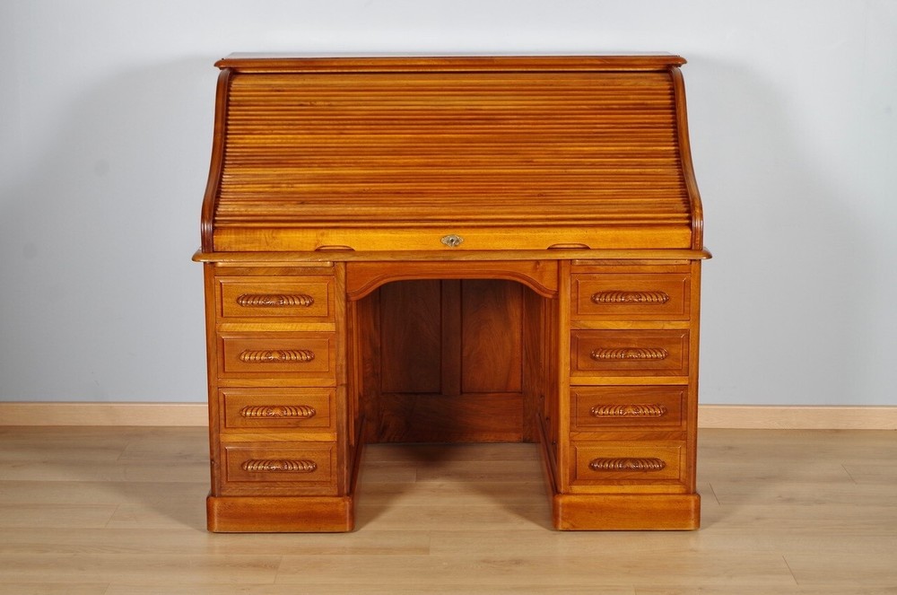 American office signed Pichon in Lyon
