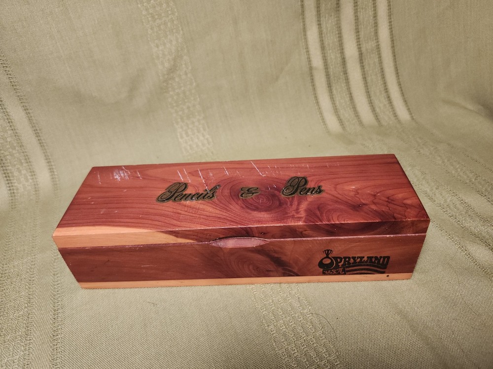Cedar Opryland Pencil Box