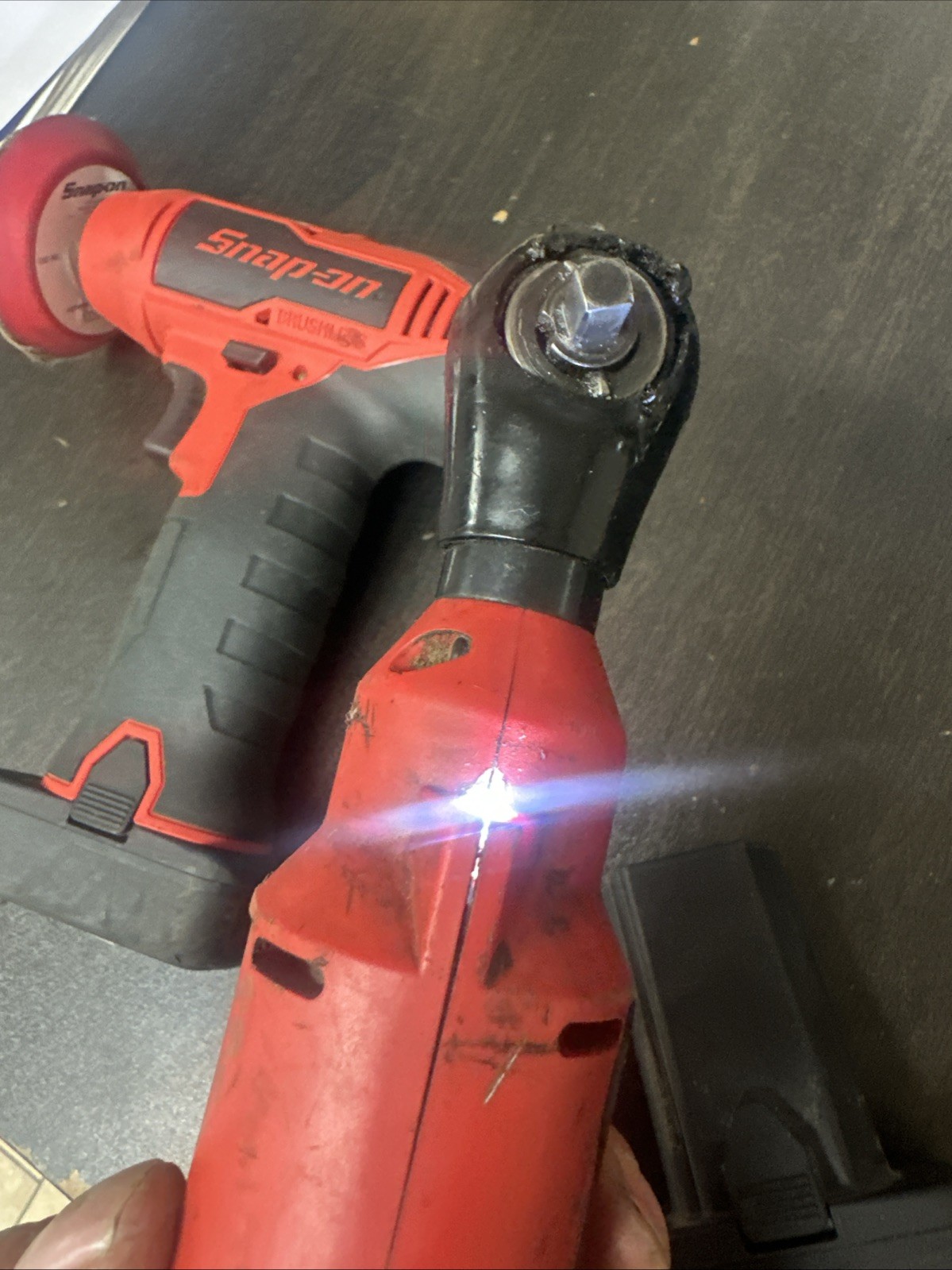 Snap-On 14.4V Ratchet Polisher Sander Brushless Cordless And 3 Batteries 2.5 Ah