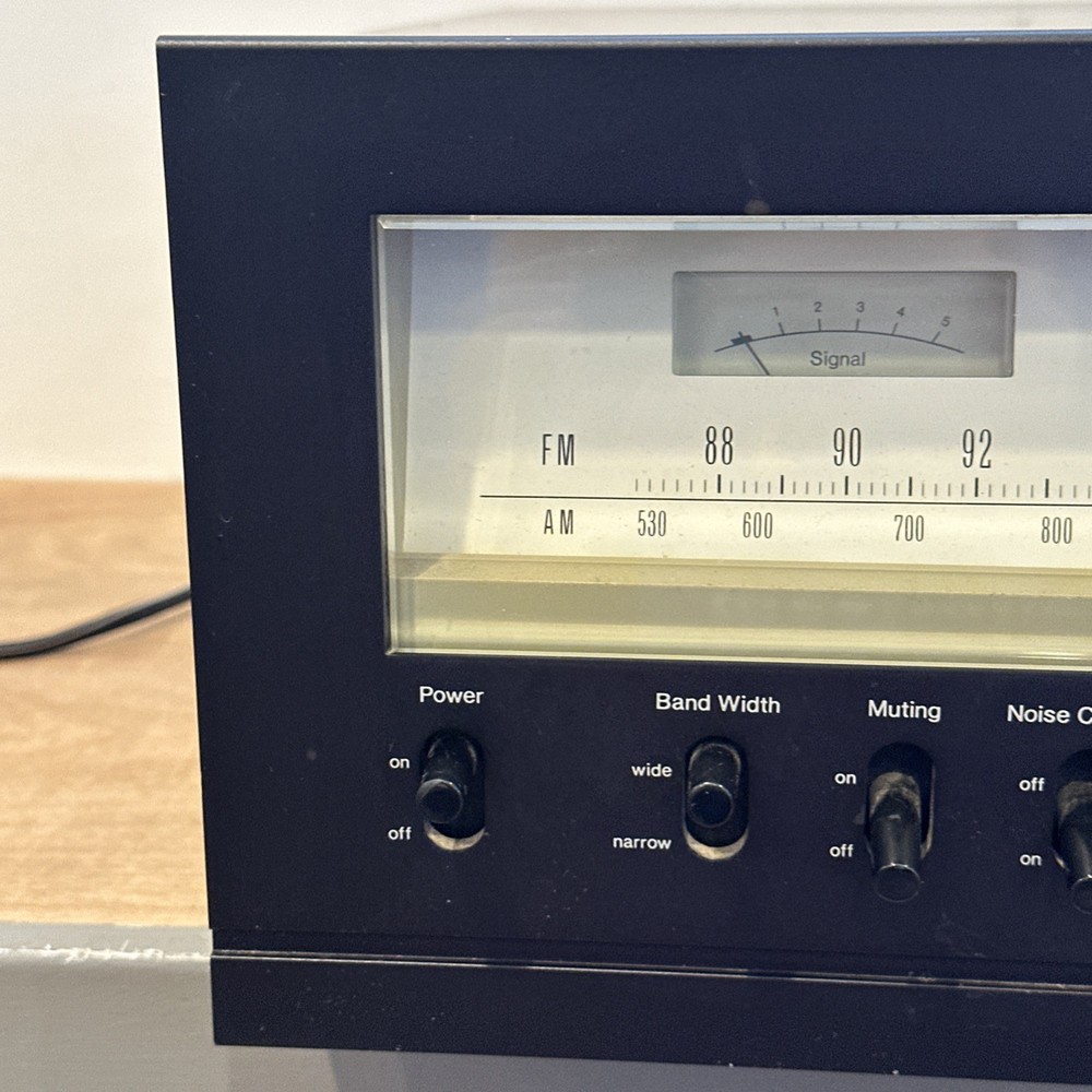 Sansui TU -717 As-Is