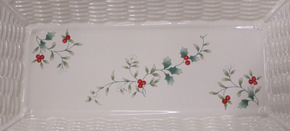 Pfaltzgraff Winterberry Basket Weave Rectangle Serving Tray ~ EUC