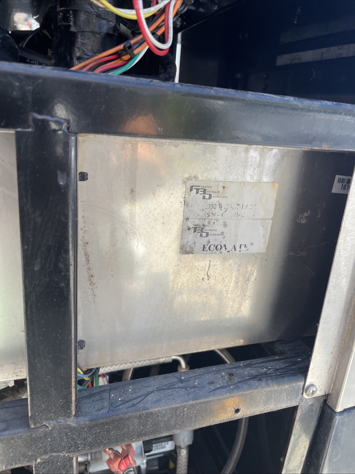 Slushy Machine Double Syrup Frozen Beverage Drink FBD 352 For Repair Or Parts.