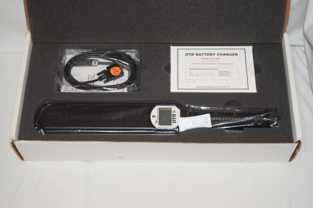 Destron Fearing Bluetooth Enabled Micro Chip Reader DTR4 Livestock Cattle - NEW