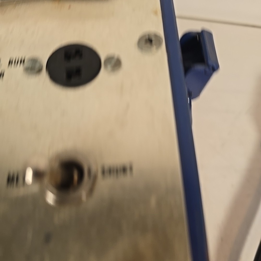 Thermal Engineering Hermeti Check model 2000A testing system