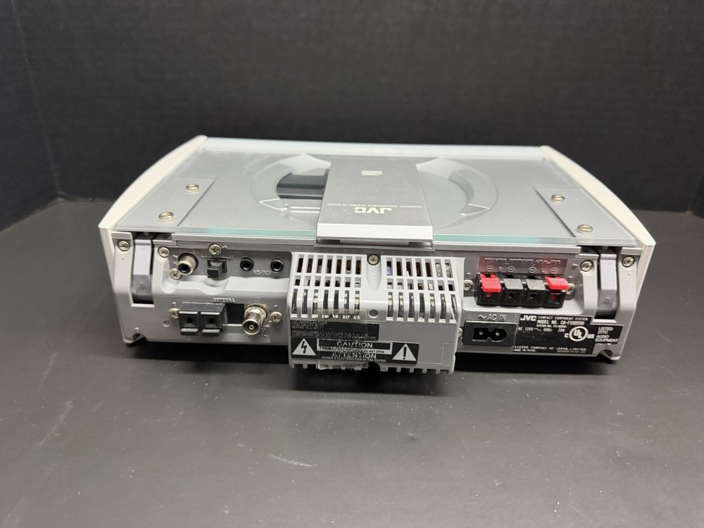 JVC FS-SD550 Compact Component System w/ Speakers Tested & Working *READ*