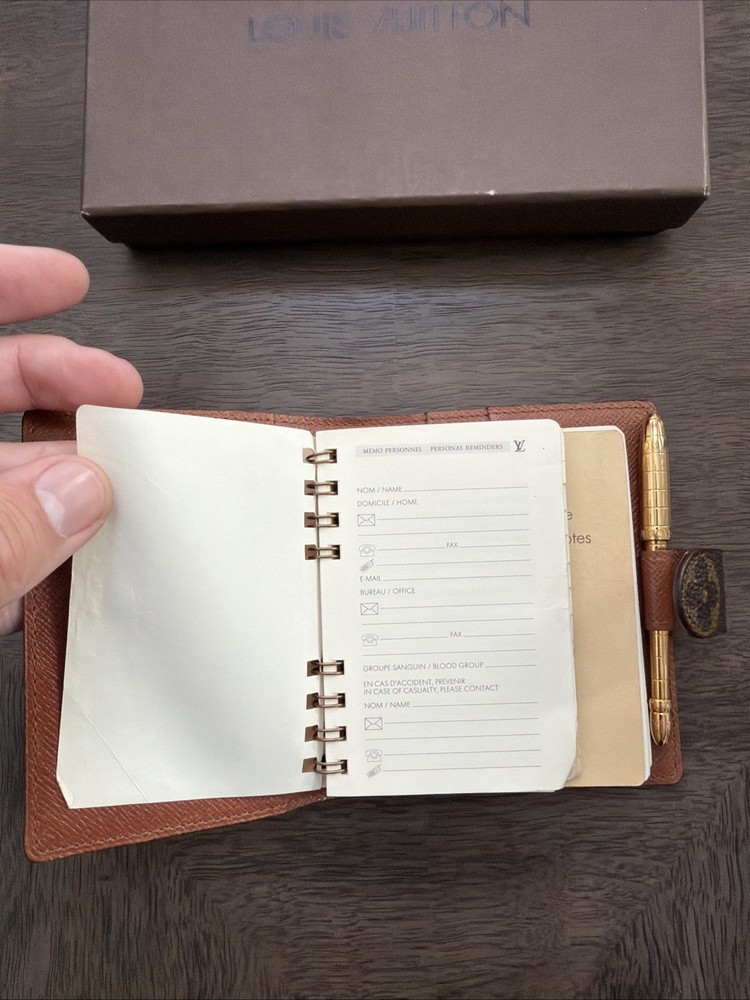 Authentic Louis Vuitton Monogram Agenda Notebook Monogram & LV Pen MINT