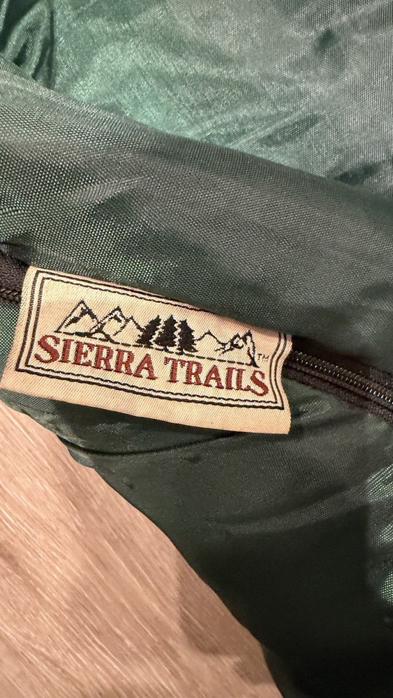Sierra Trails Rectangular Sleeping Bag Green Gray 1-Person