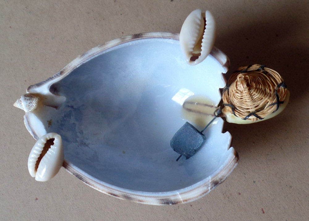Vintage Small Distressed Seashell Turtle Figurine