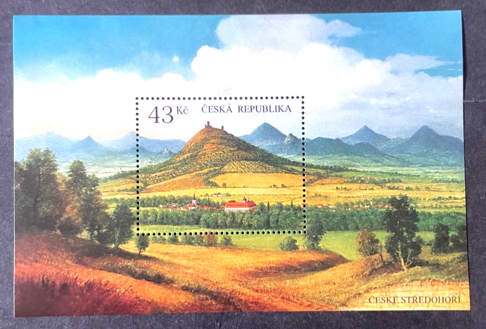 Stamps Czechoslovakia Scott #3427 never hinged