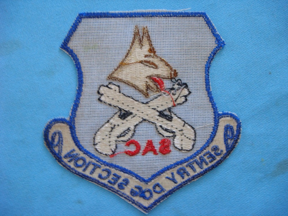 VIETNAM WAR PATCH USAF STRAGETIC AIR COMMAND SAC SENTRY DOG SECTION