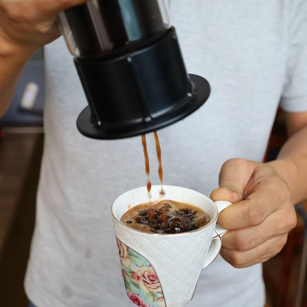 Battery-Powered Coffee Maker with Strong Button Feature - Perfect for Adventures