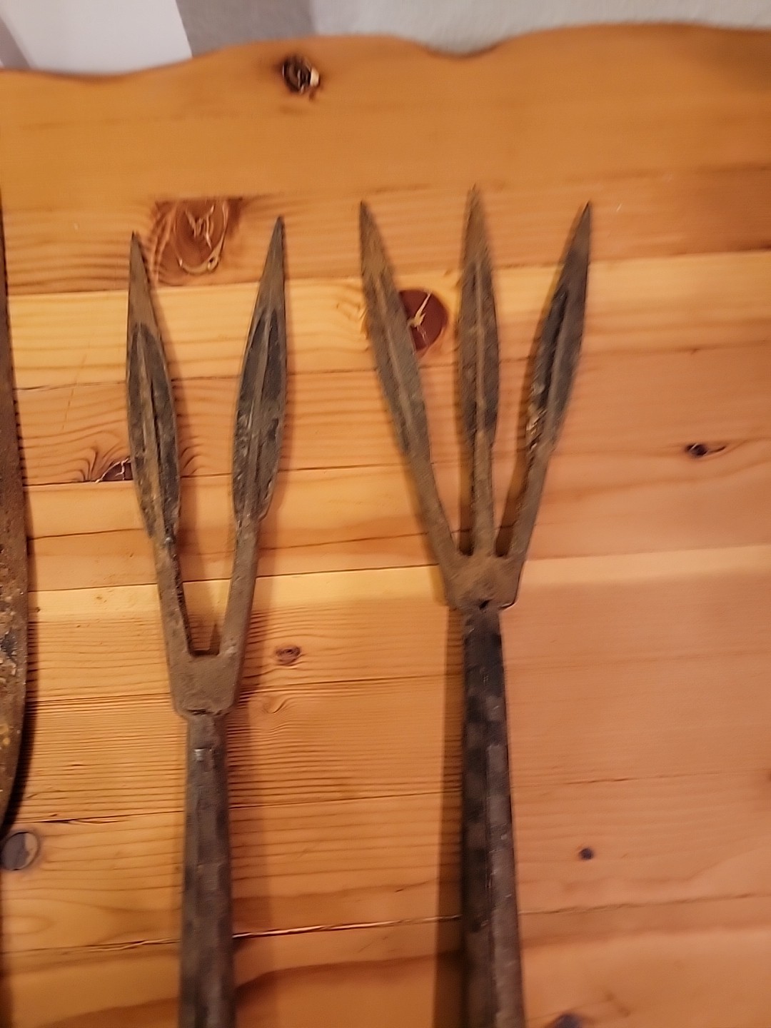 THREE AFRICAN TRIBAL SPEAR HEAD HAND FORGED SET