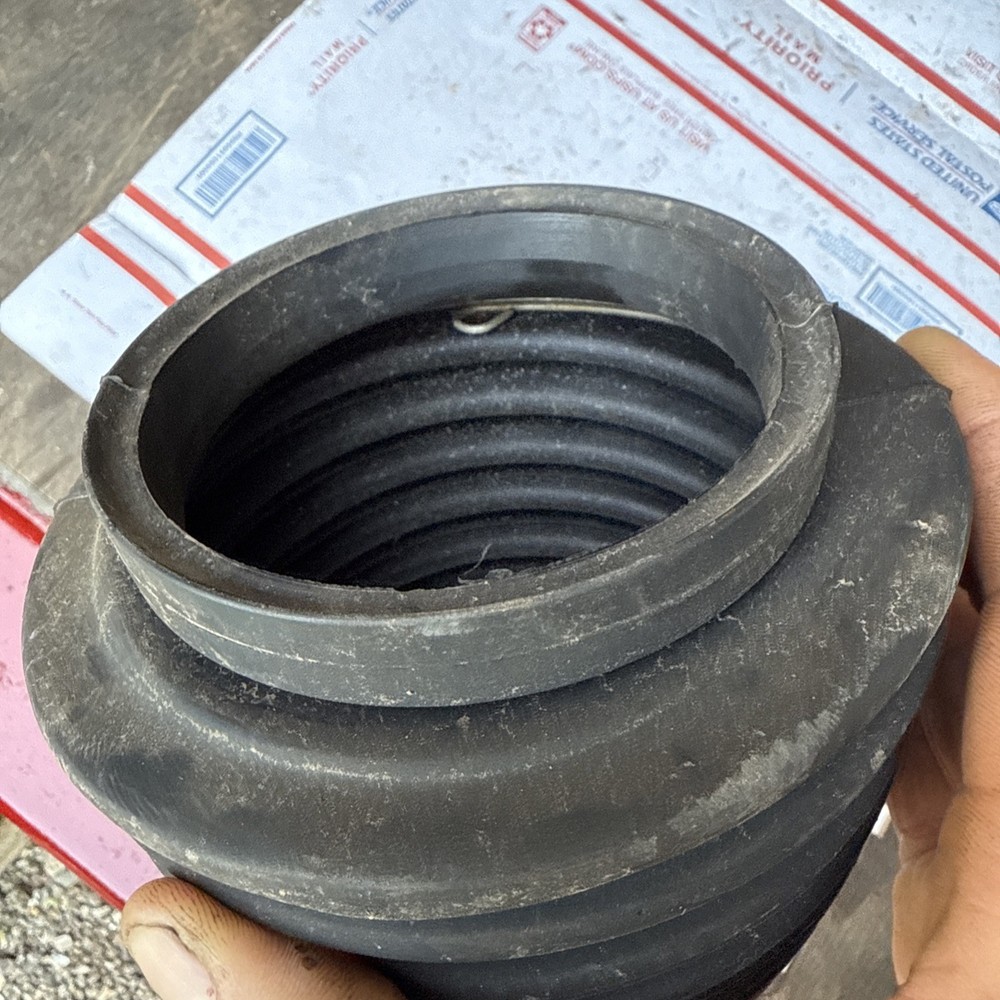 OMC OEM BELLOWS, U-JOINT | 3854127