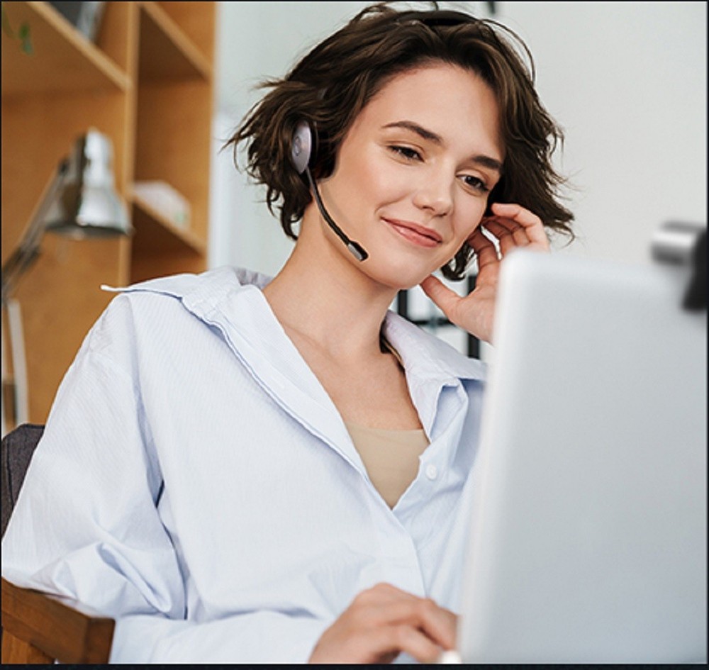 Yealink WH62 Dual UC DECT Wireless Headset with Microphone - Black