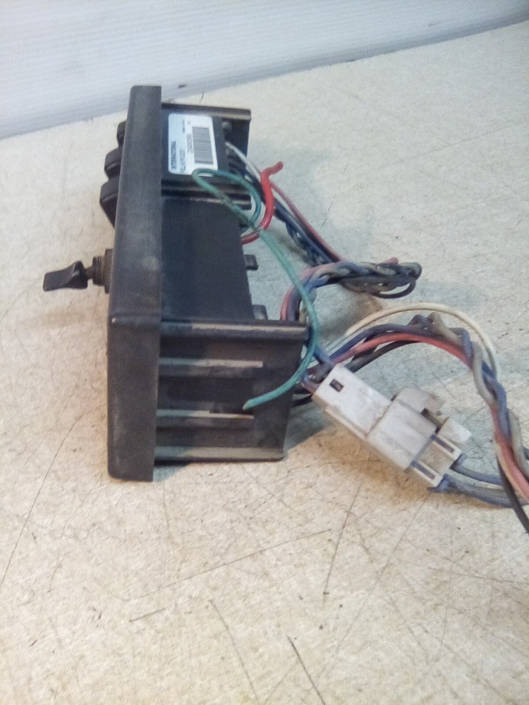 International Dash Switch Panel 32337
