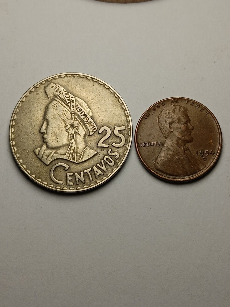 1975 Guatemala 25 Centavos